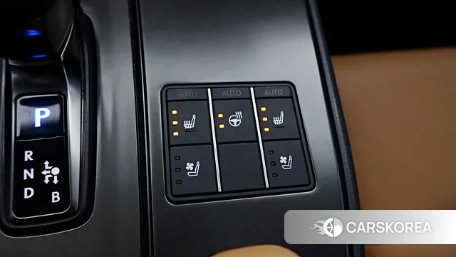 Lexus UX300h 2024 Белый из Кореи, фото 5