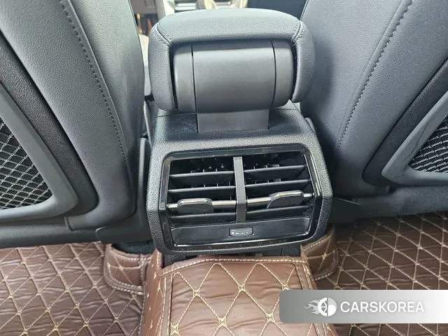 Audi Q3 (F3) 2023 Белый из Кореи, фото 5