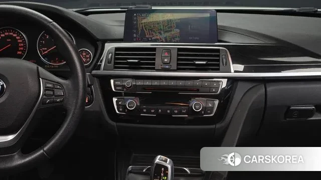 BMW 3 Series (F30) 2018 Белый из Кореи, фото 5