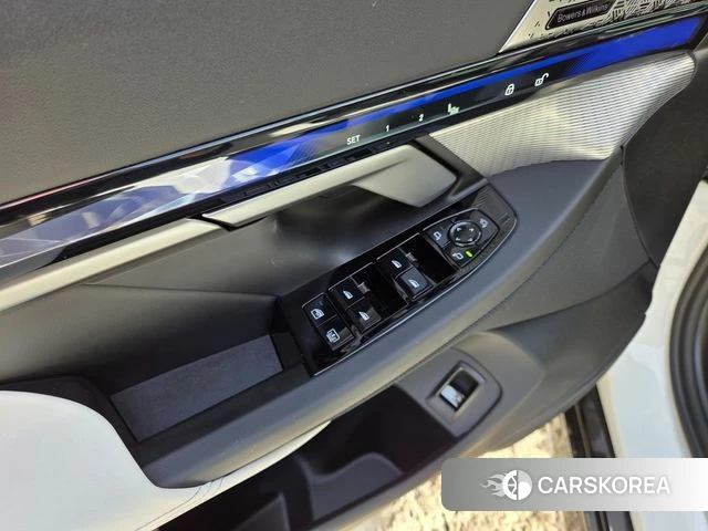 BMW i5 (G60) 2026 Белый из Кореи, фото 5