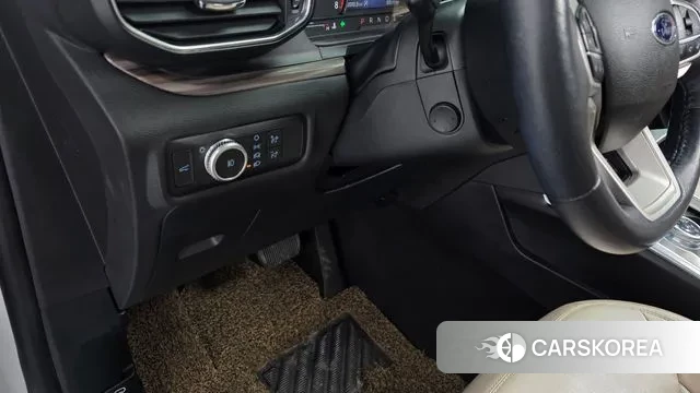 Ford Explorer 6th Generation 2021 Белый из Кореи, фото 5