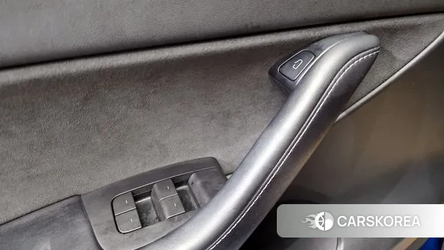 Tesla Model Y 2022 Синий из Кореи, фото 5