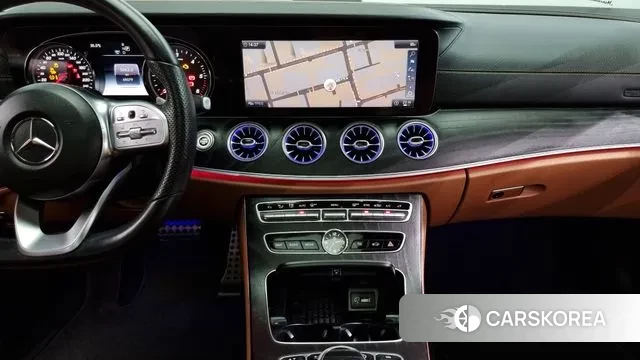 Mercedes-Benz E-Class W213 2018 Черный из Кореи, фото 5