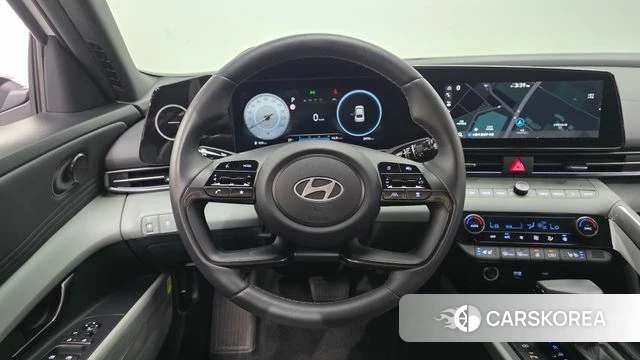 Hyundai The New Avante (CN7) 2023 Белый из Кореи, фото 5