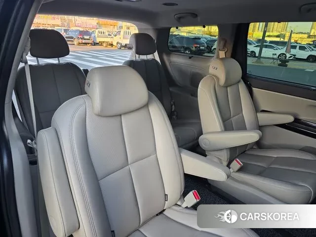 Kia The New Carnival 2018 Черный из Кореи, фото 5
