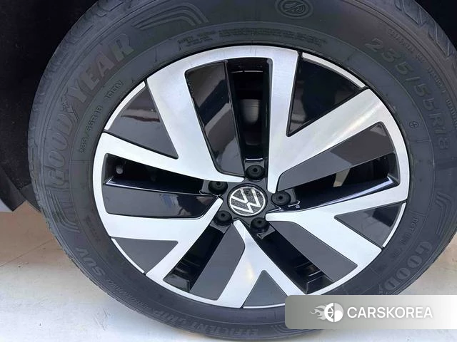 Volkswagen Tanyue 2023 Черный из Китая, фото 5