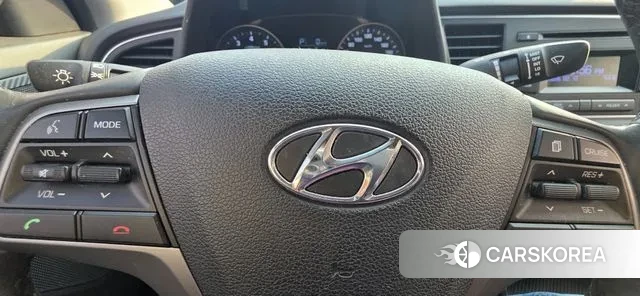 Hyundai Avante AD 2018 Белый из Кореи, фото 5