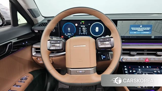 Hyundai Grandeur Hybrid (GN7) 2025 Светло-серебряный цвет из Кореи, фото 5
