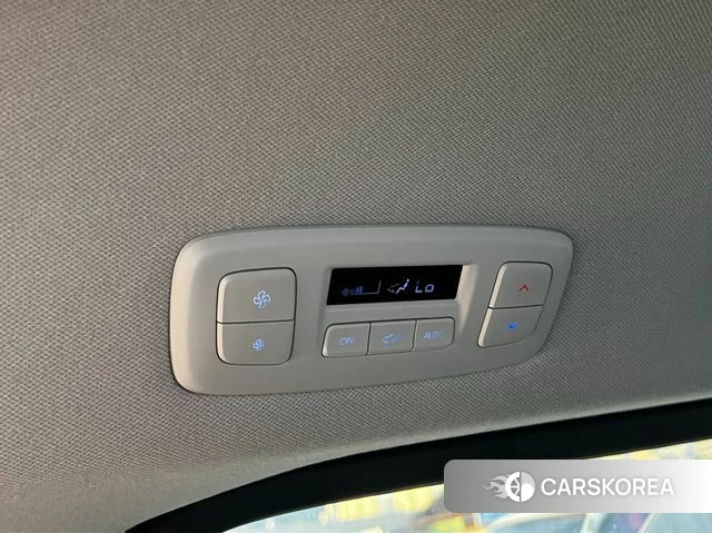 Hyundai Staria 2024 Белый из Кореи, фото 5