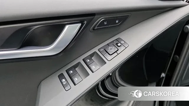 Kia Di Ol Nu Niro 2024 Черный из Кореи, фото 5