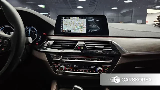 BMW 5 Series (G30) 2018 Серый из Кореи, фото 5