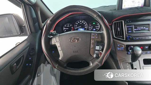 Hyundai The New Grand Starex 2018 Серебристо-серый из Кореи, фото 5
