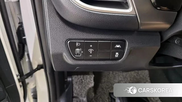 Kia Seltos 2021 Белый из Кореи, фото 5