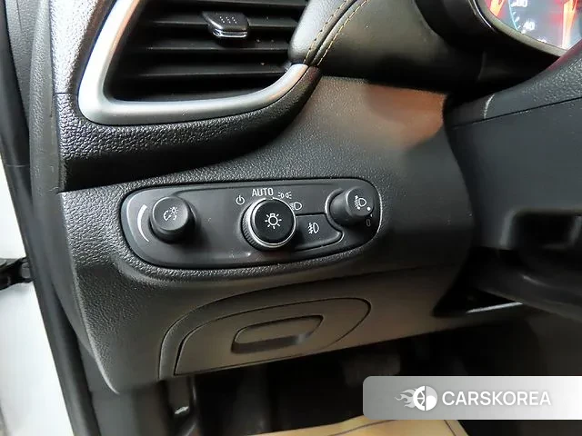 Chevrolet (GM Daewoo) The New Trax 2020 Белый из Кореи, фото 5