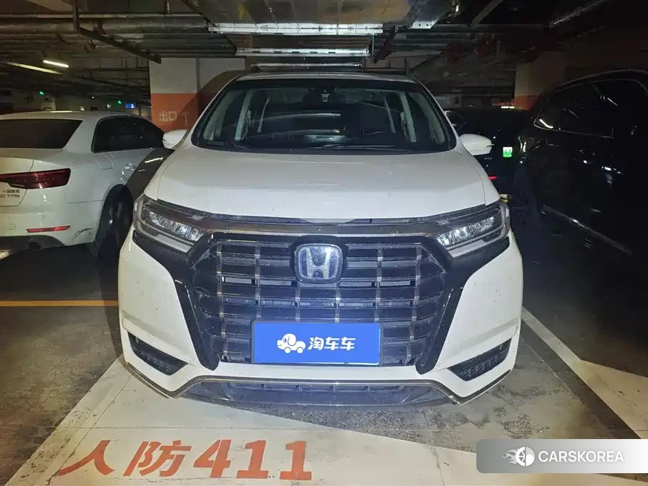 Honda Elysion 2022 Белый из Китая, фото 5