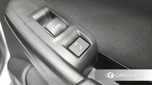 Chevrolet (GM Daewoo) Trailblazer 2021 Белый из Кореи, фото 5