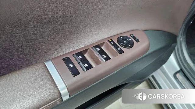 Hyundai Grandeur (GN7) 2023 Серебристо-серый из Кореи, фото 5