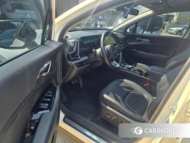 Kia Sportage 5th Generation 2023 Белый из Кореи, фото 5