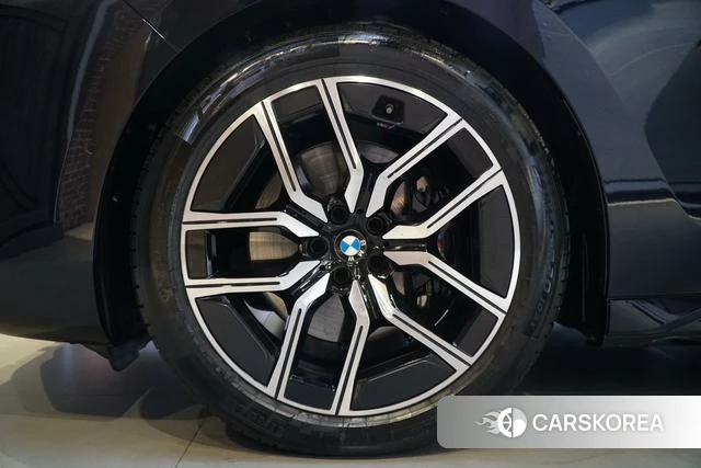 BMW 7 series 2024 Черный из Китая, фото 5