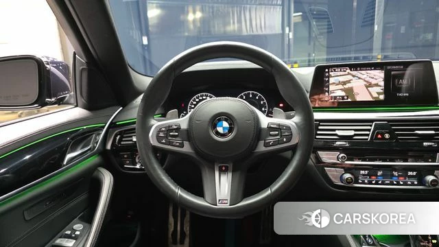 BMW 5 Series (G30) 2019 Черный из Кореи, фото 5