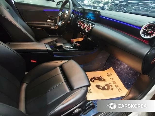 Mercedes-Benz Class A 2022 Белый из Китая, фото 5