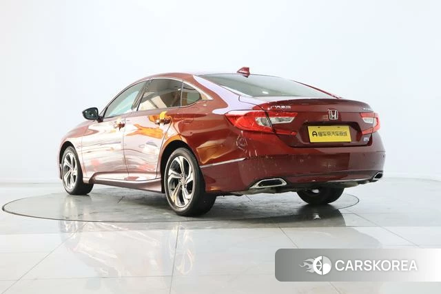 Honda Accord 2021 Красный из Китая, фото 5