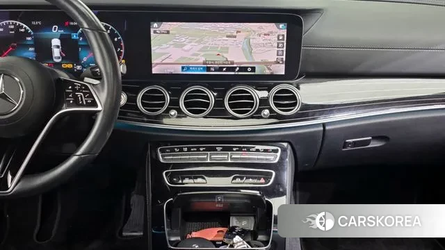 Mercedes-Benz E-Class W213 2021 Серебряный из Кореи, фото 5