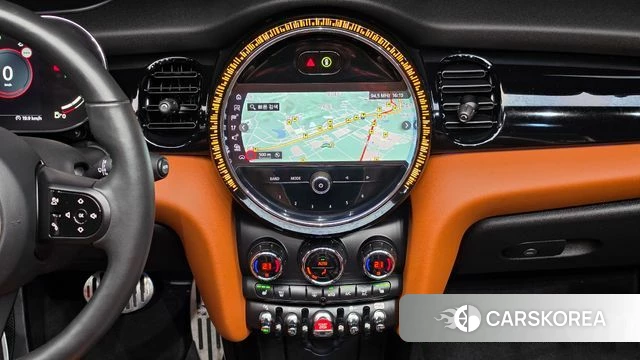 Mini Cooper S Convertible 2021 Жемчужный цвет из Кореи, фото 5