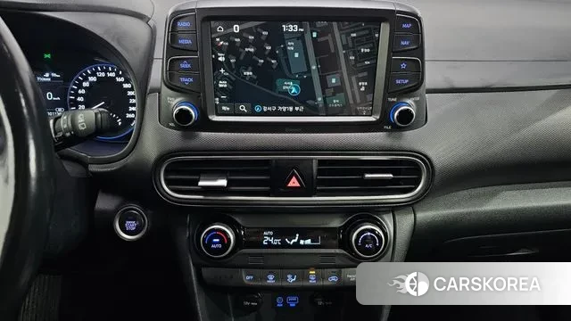 Hyundai Kona 2018 Серебристо-серый из Кореи, фото 5