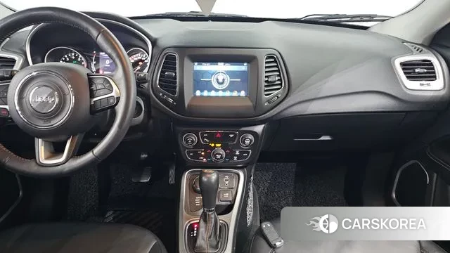 Jeep Compass 2nd Generation 2018 Серый из Кореи, фото 5