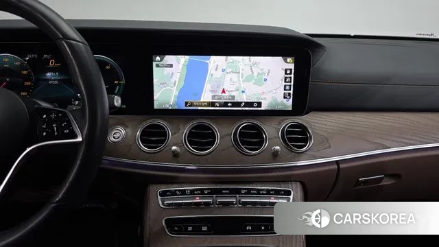 Mercedes-Benz E-Class W213 2022 Белый из Кореи, фото 5