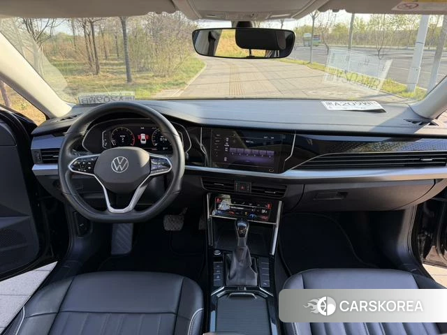 Volkswagen Passat 2023 Черный из Китая, фото 5