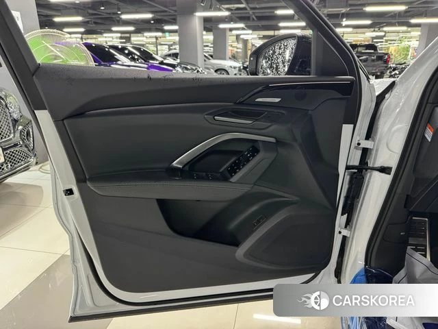 Audi Q5 (80A) 2025 Белый из Кореи, фото 5