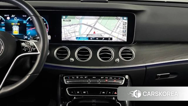 Mercedes-Benz E-Class W213 2022 Черный из Кореи, фото 5