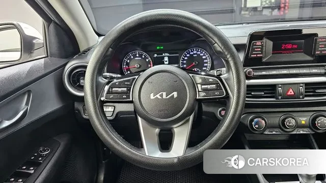 Kia The New K3 2nd generation 2021 Белый из Кореи, фото 5