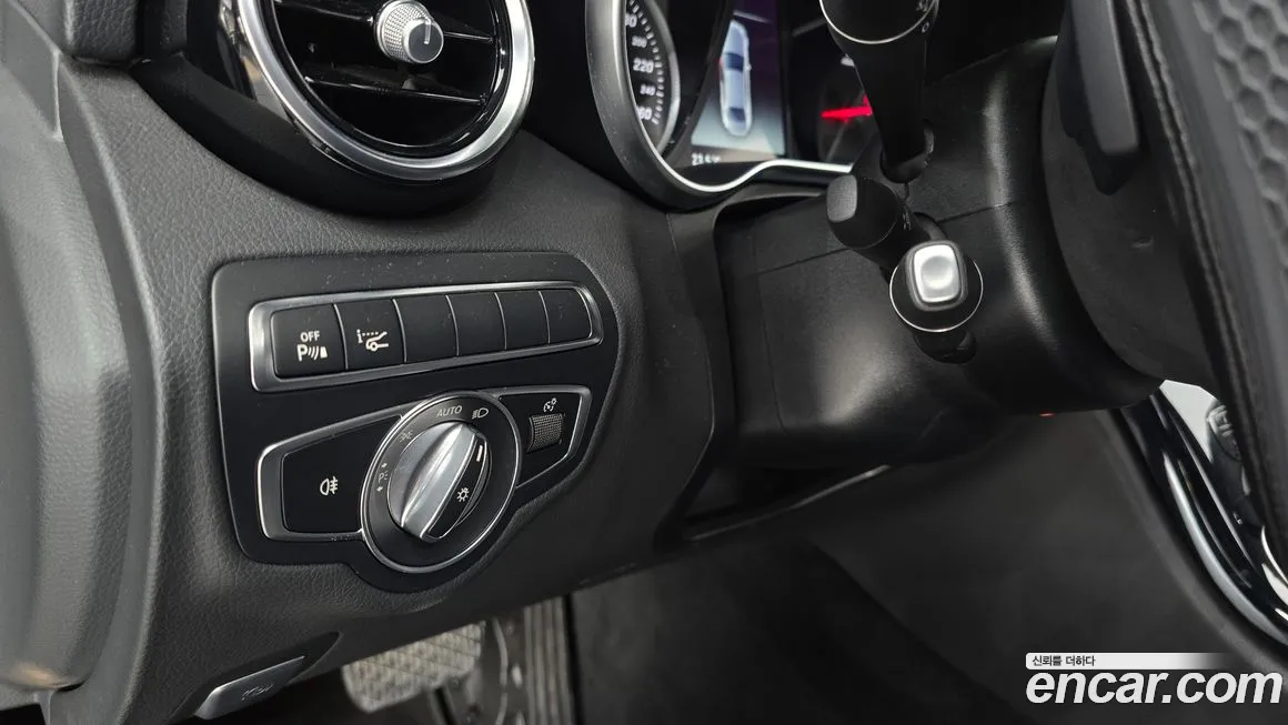 Mercedes-Benz C-Class W205 2018 Черный из Кореи, фото 5