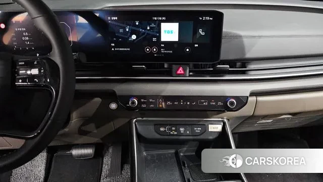 Kia The New Carnival 4th Generation 2025 Белый из Кореи, фото 5