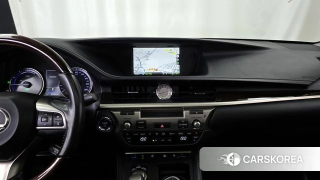 Lexus New ES300h 2018 Белый из Кореи, фото 5