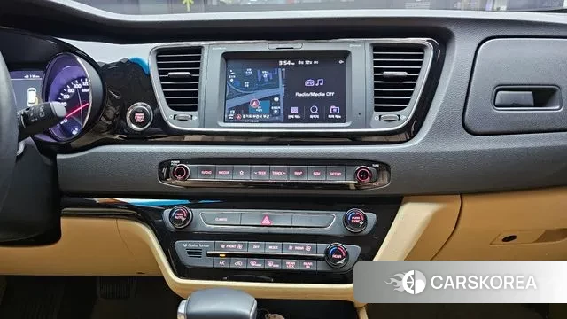 Kia The New Carnival 2018 Белый из Кореи, фото 5