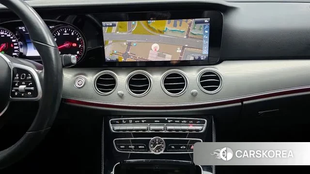 Mercedes-Benz E-Class W213 2019 Серый из Кореи, фото 5