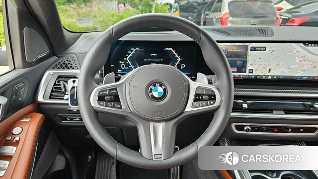 BMW X7 (G07) 2025 Черный из Кореи, фото 5