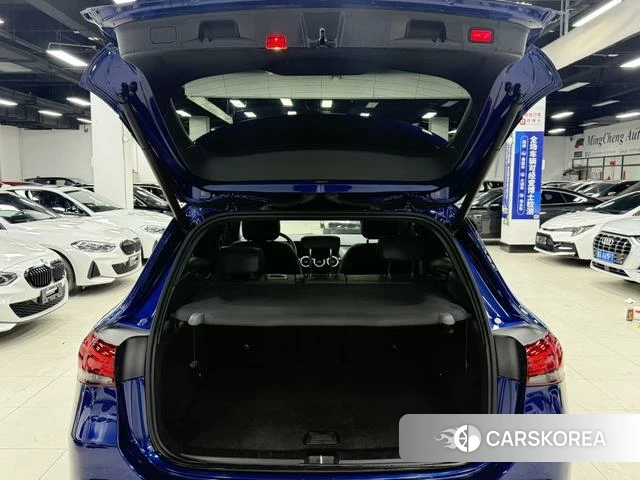 Mercedes-Benz GLA 2021 Синий из Китая, фото 5