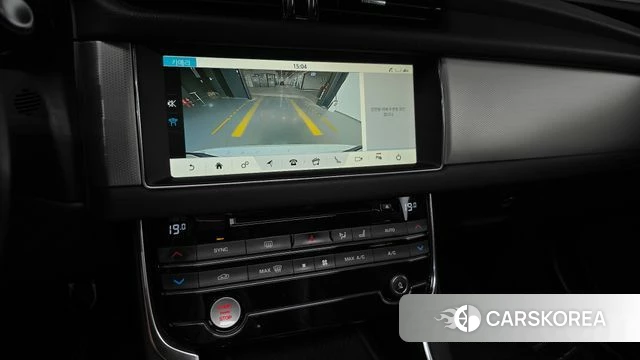 Jaguar XF (X260) 2018 Белый из Кореи, фото 5