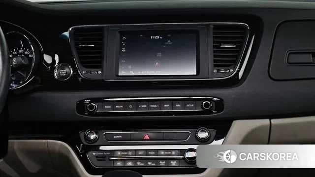 Kia The New Carnival 2018 Серый из Кореи, фото 5