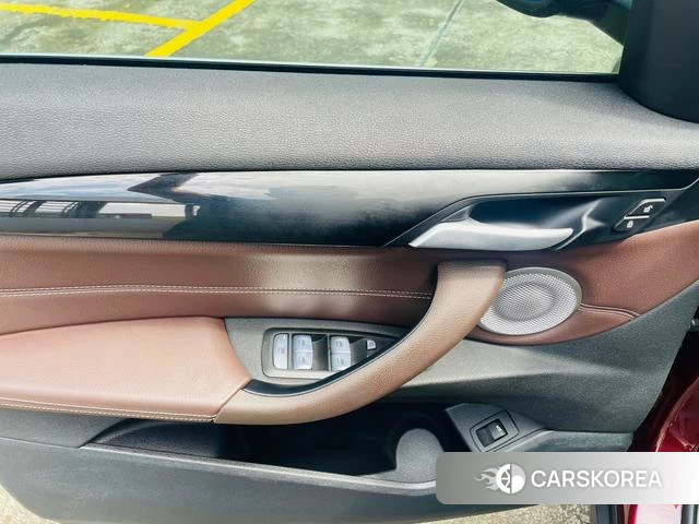 BMW X1 2021 Красный из Китая, фото 5