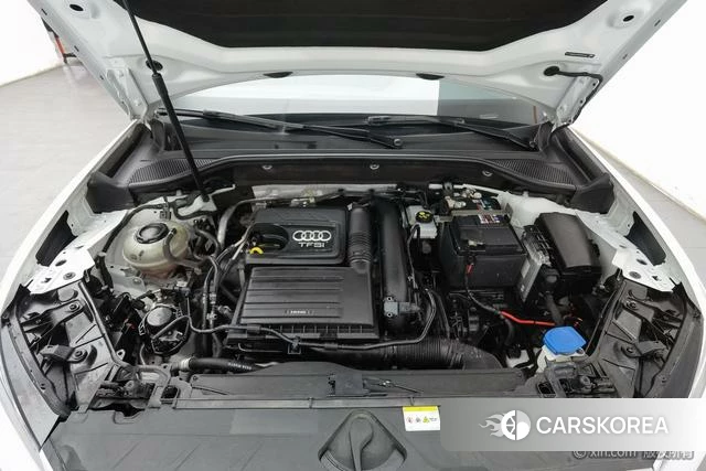 Audi Q2L 2023 Белый из Китая, фото 5