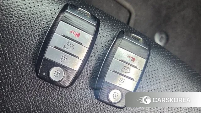 Kia Stonic 2019 Белый из Кореи, фото 5