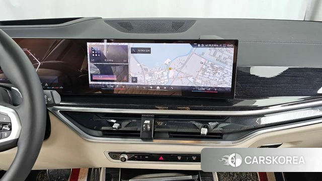 BMW X5 (G05) 2026 Светло-серебряный цвет из Кореи, фото 5