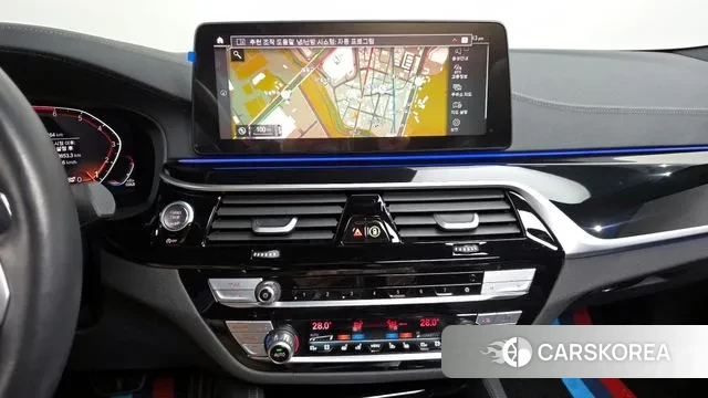 BMW 5 Series (G30) 2023 Черный из Кореи, фото 5