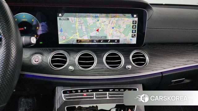 Mercedes-Benz E-Class W213 2020 Белый из Кореи, фото 5